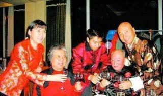 母亲去世讣告朋友圈